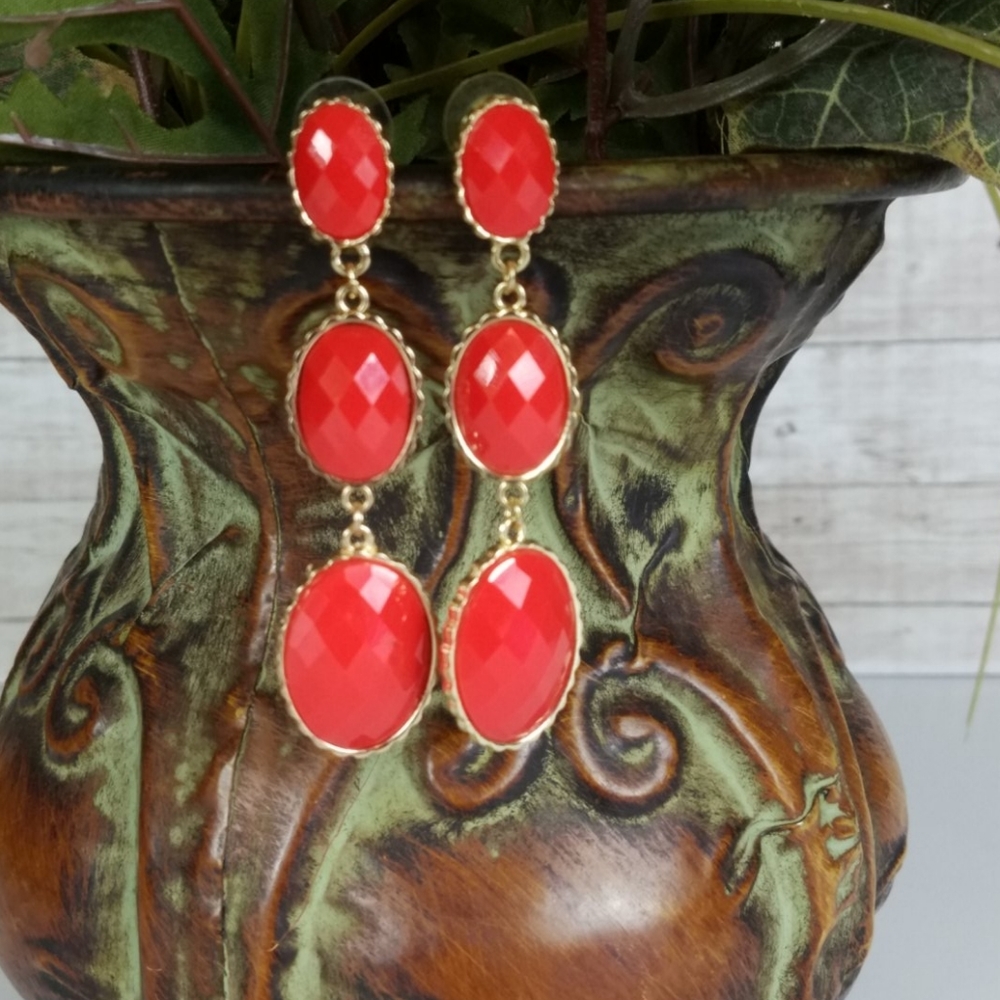 Fashion earrings, coral pierced, drop earrings